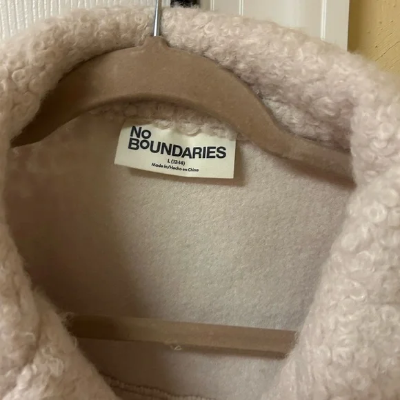 No Boundaries Asymmetric Sherpa Moto Cropped Jacket - Picture 6 of 10